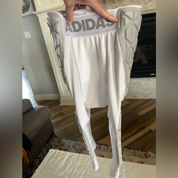 Adidas Techfit 5 Pad Integrated Football Girdle - Picture 3 of 6